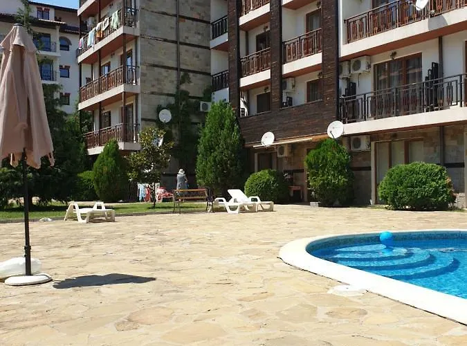 Апартамент Mitprot Panorama Bay 2 Luks 102 *